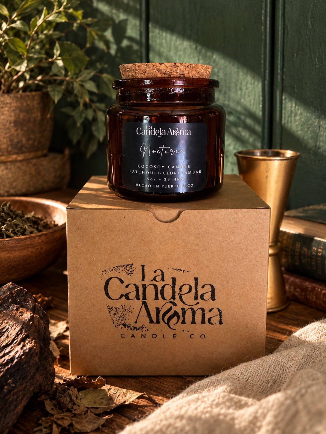 Vela Nocturna de la colección Cosecha, La Candela Aroma PR
